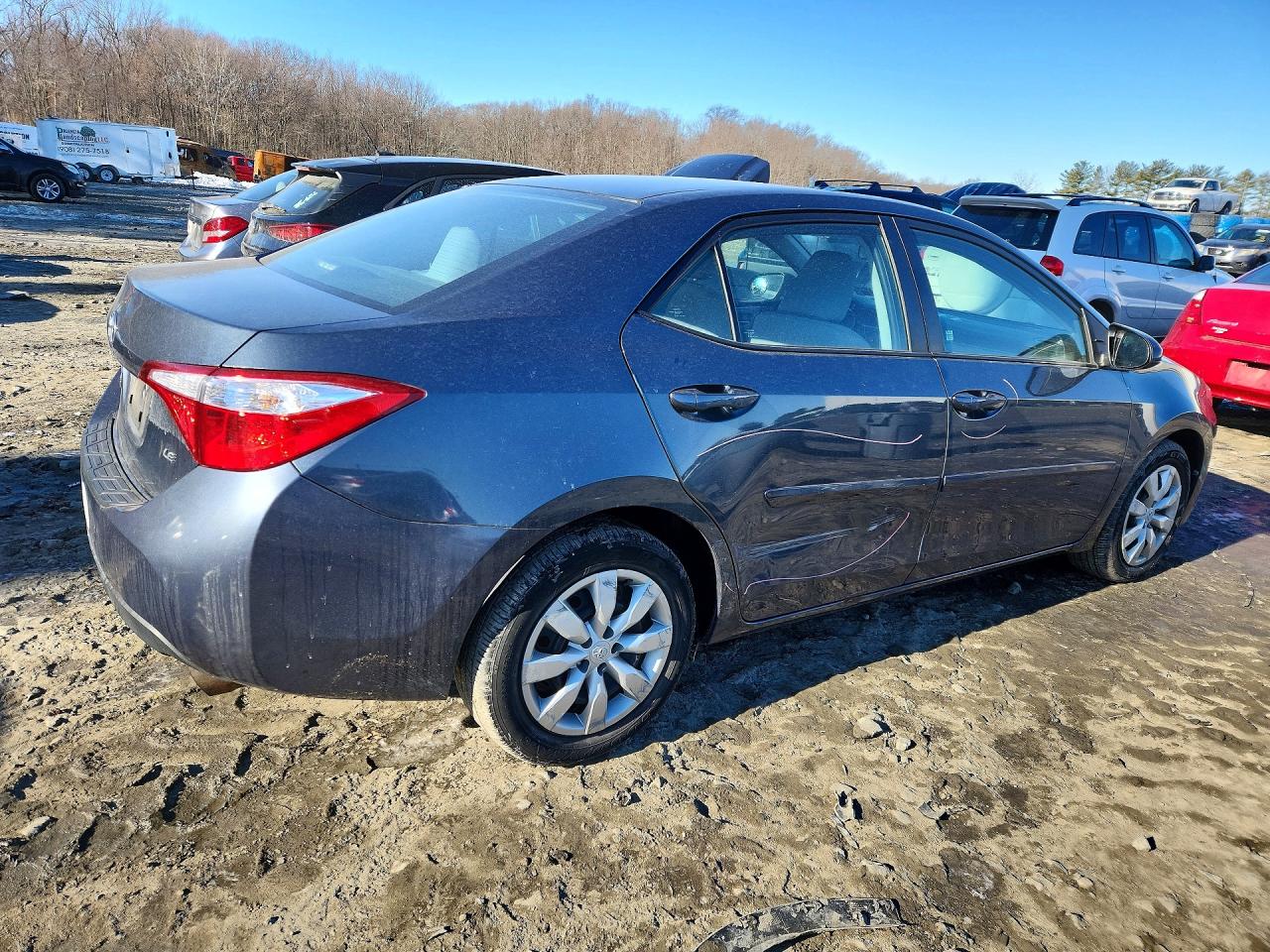 2015 TOYOTA COROLLA LE photo 3