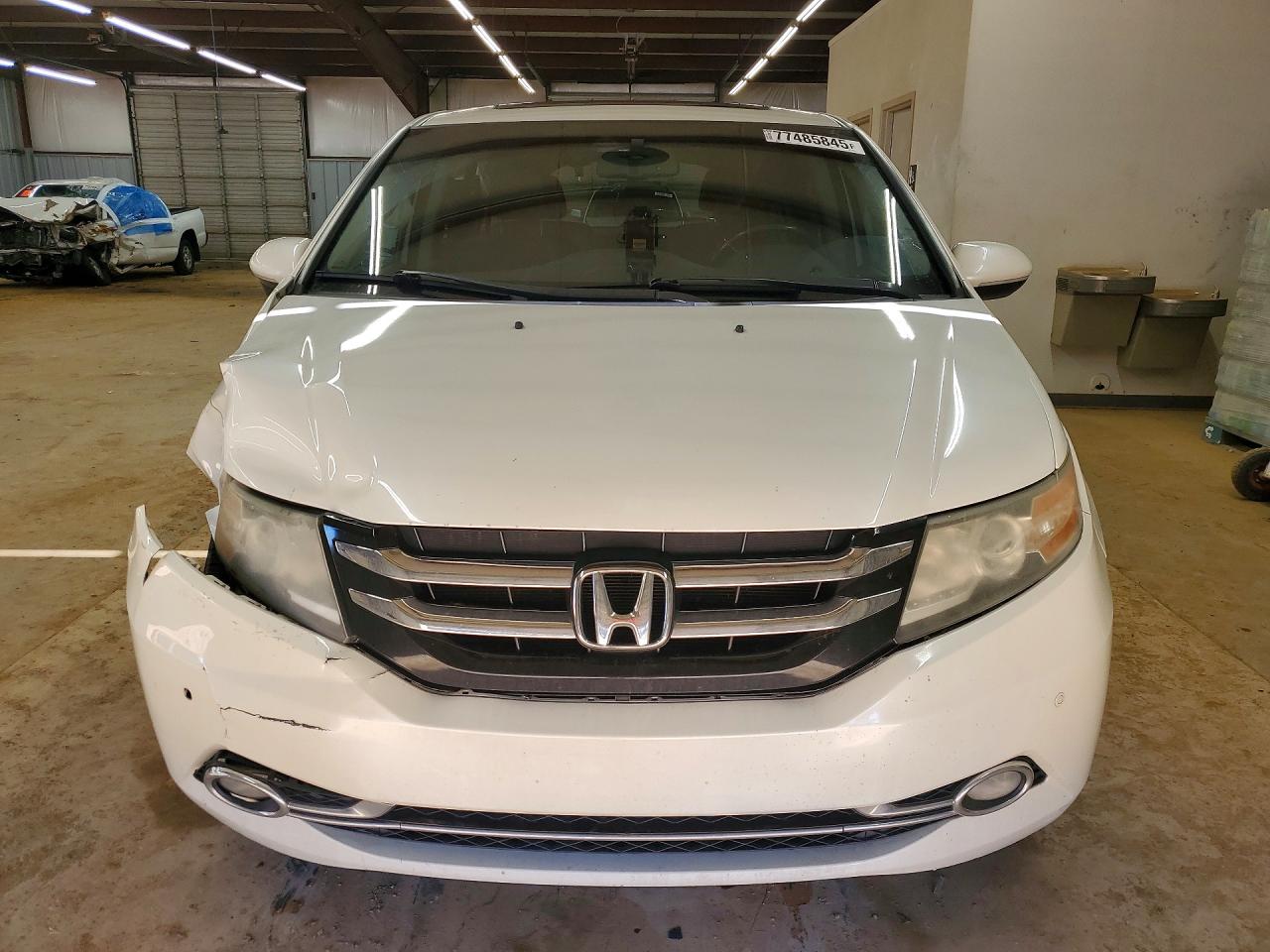 2014 HONDA ODYSSEY TOURING photo 5