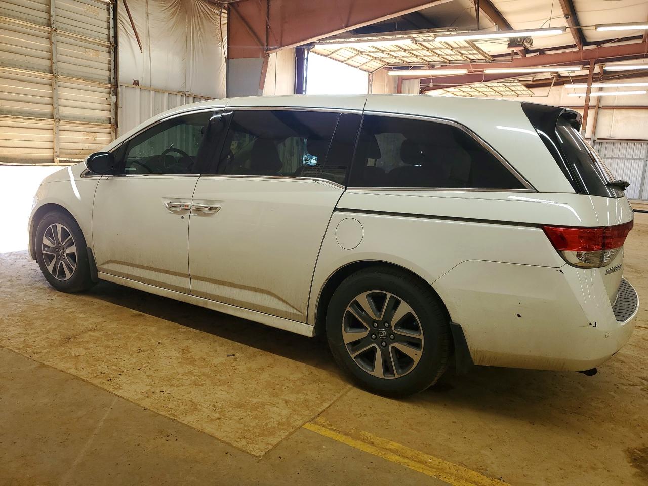 2014 HONDA ODYSSEY TOURING photo 2