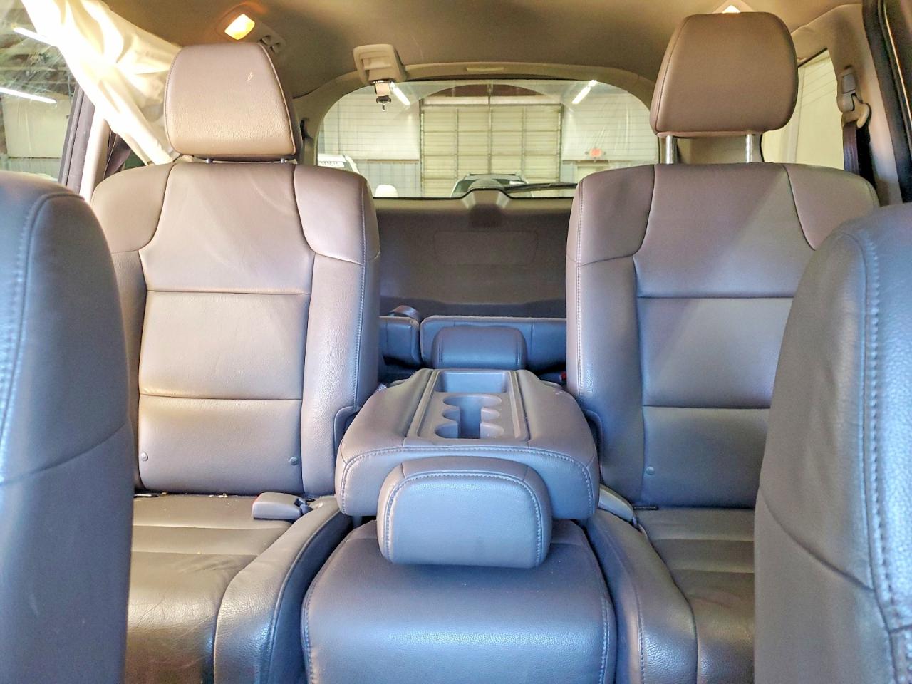 2014 HONDA ODYSSEY TOURING photo 10