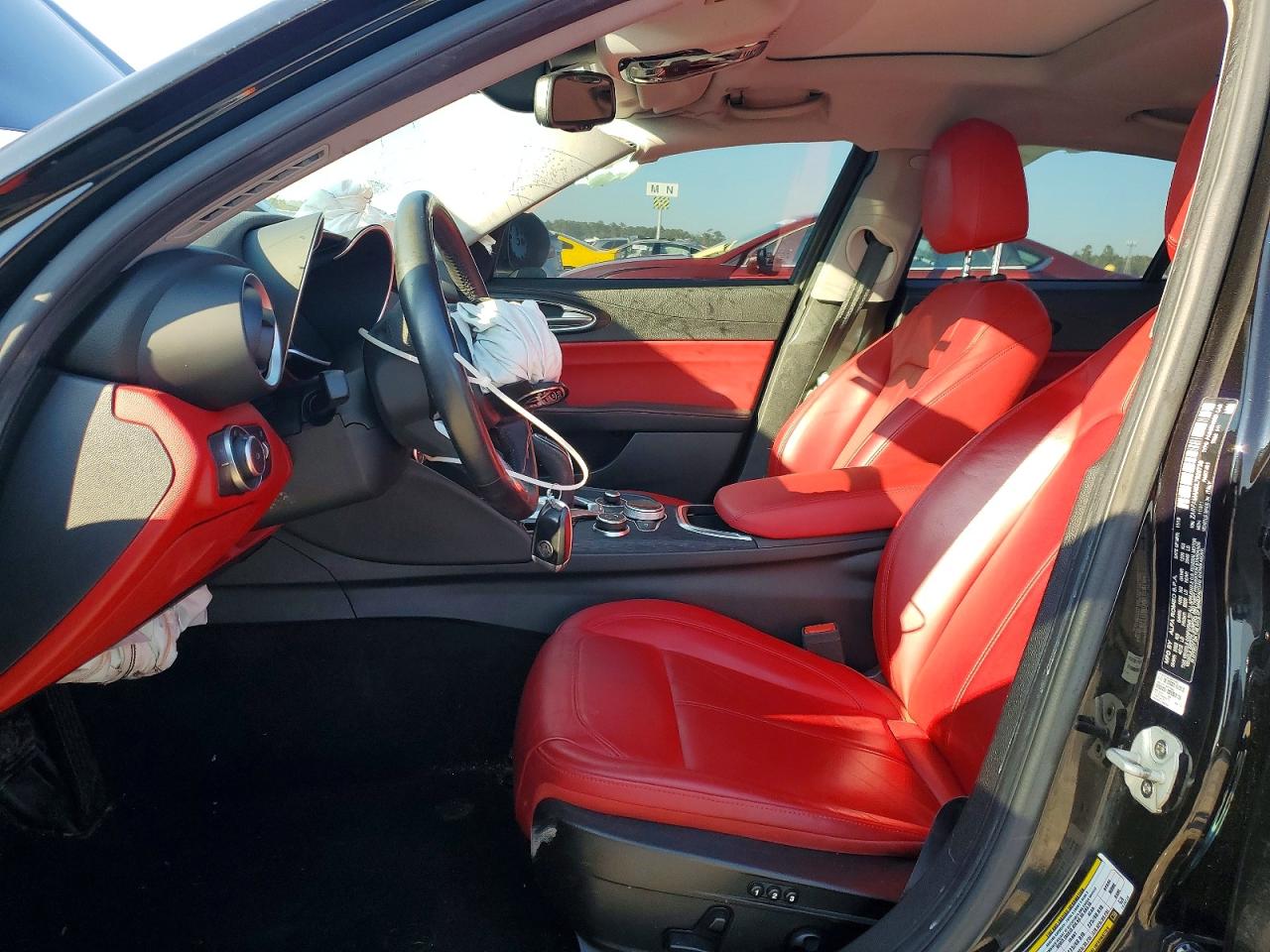 2020 ALFA ROMEO GIULIA photo 13
