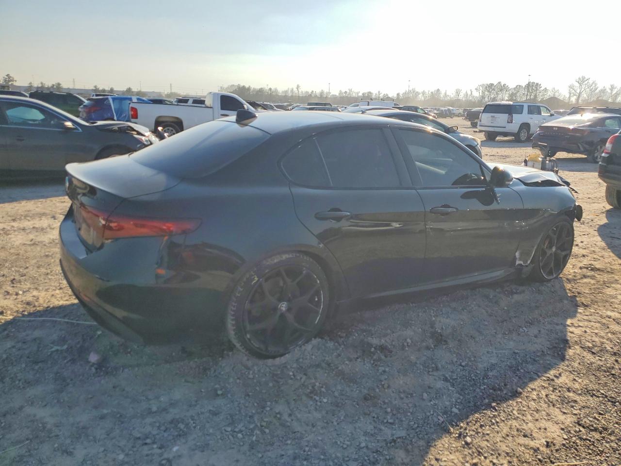 2020 ALFA ROMEO GIULIA photo 5