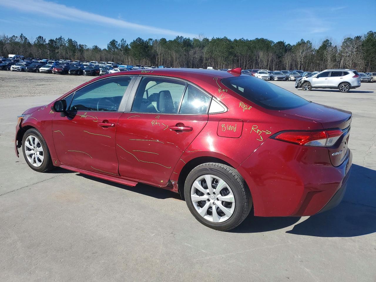 2023 TOYOTA COROLLA LE photo 2