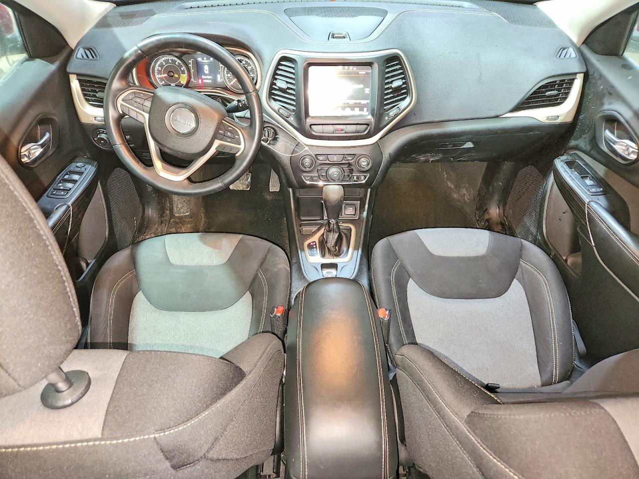 2014 JEEP CHEROKEE LATITUDE photo 8