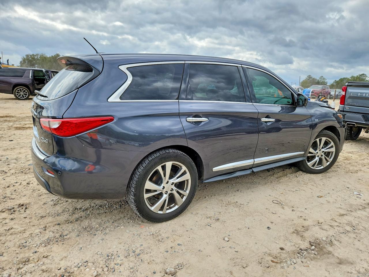 2014 INFINITI QX60 photo 3