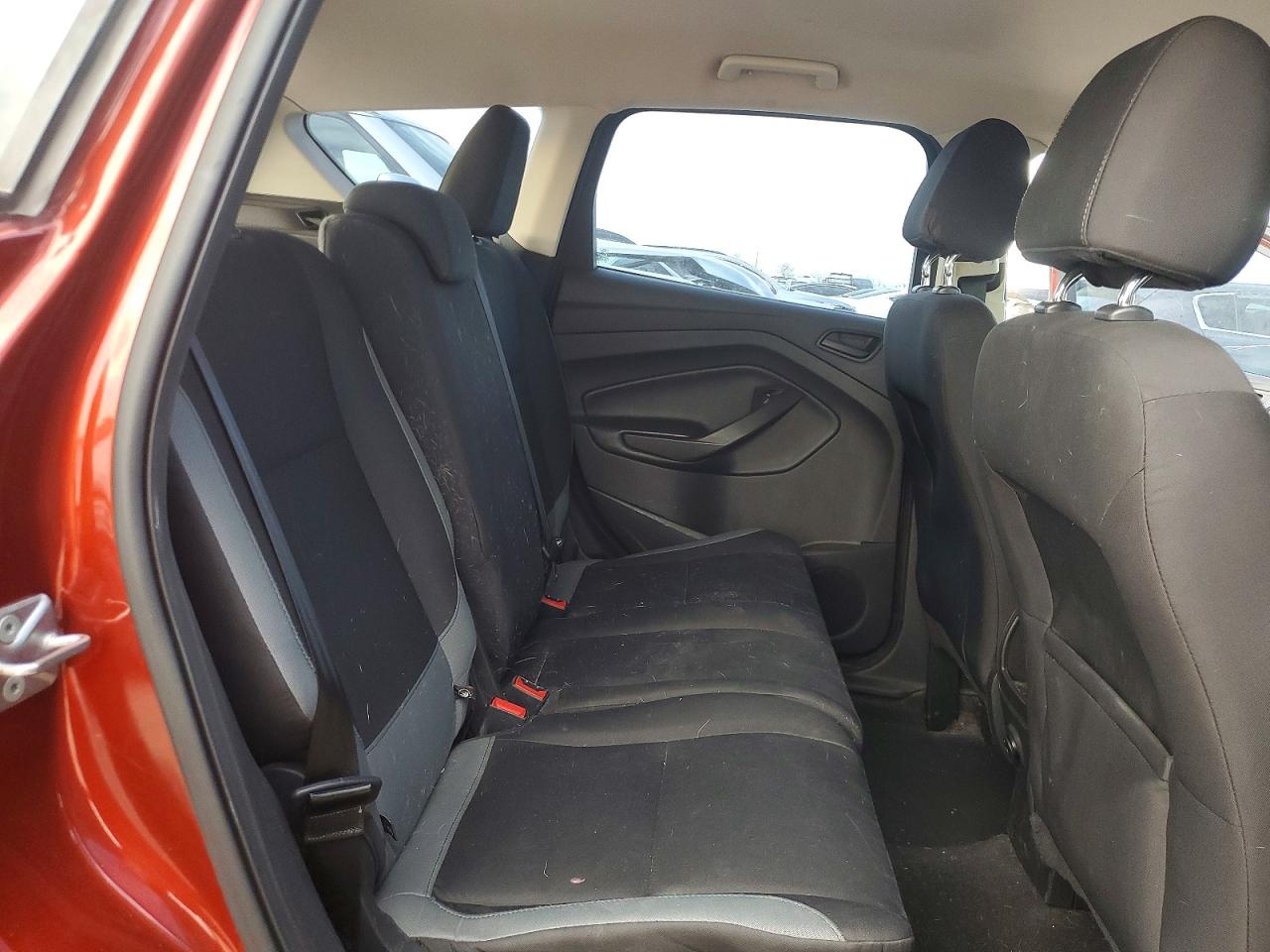2015 FORD ESCAPE S photo 10