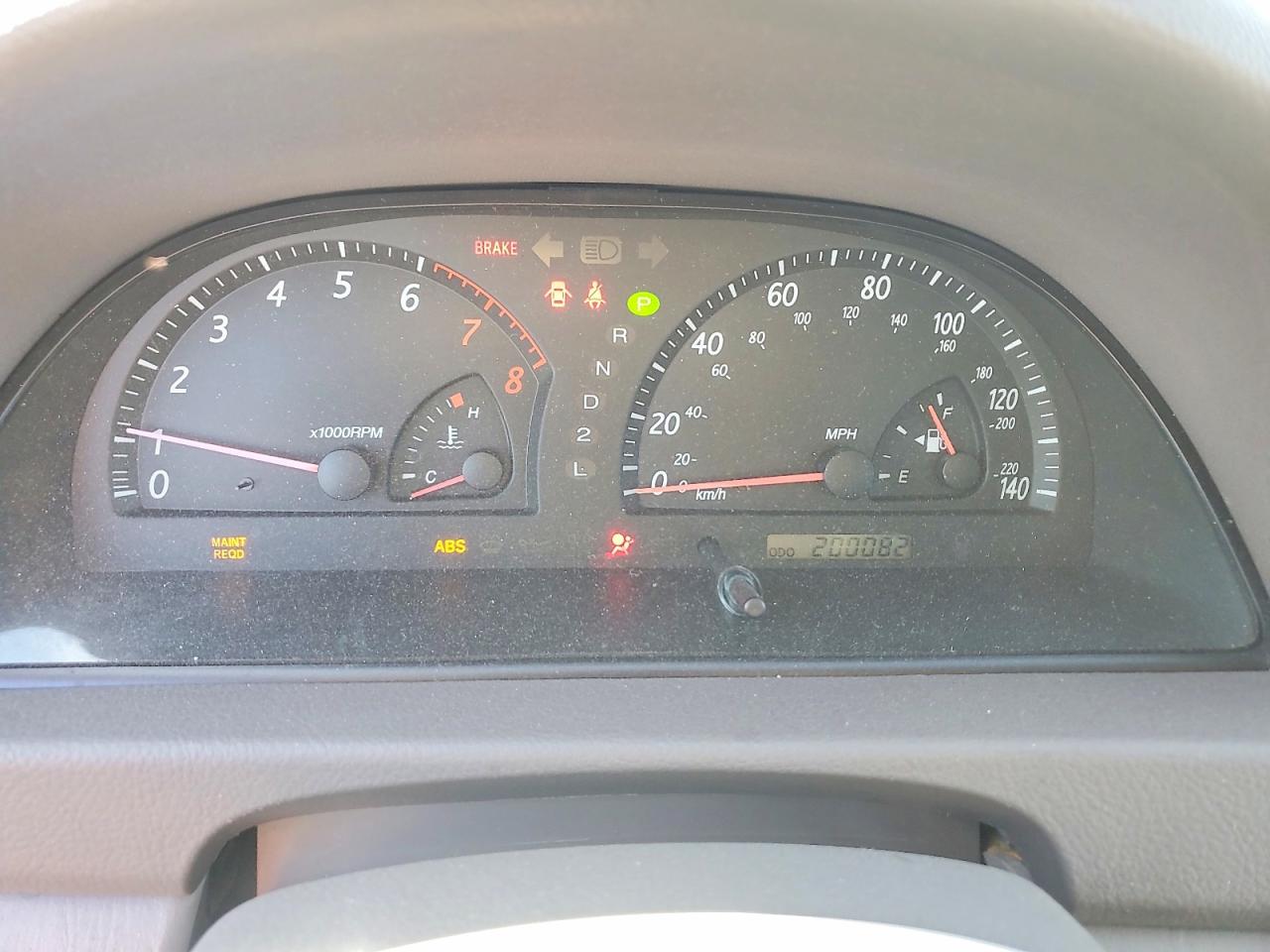 2004 TOYOTA CAMRY LE photo 17