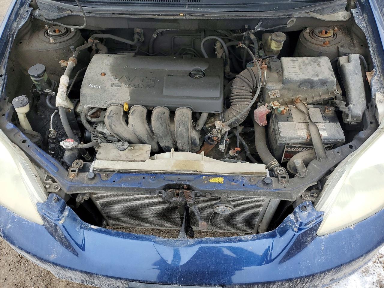 2003 TOYOTA COROLLA MATRIX XR photo 11
