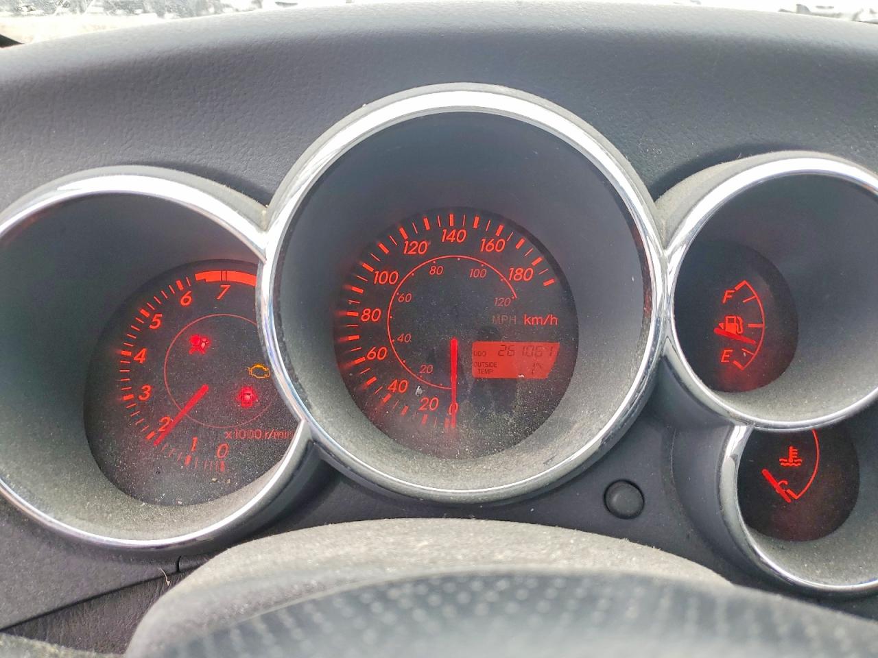 2003 TOYOTA COROLLA MATRIX XR photo 9