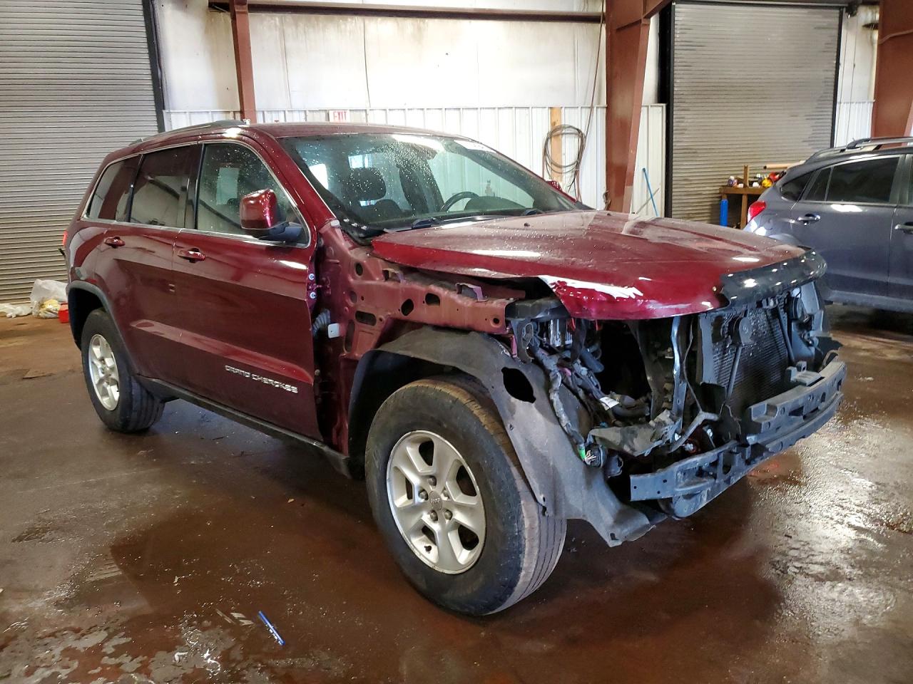 2016 JEEP GRAND CHEROKEE LAREDO photo 4