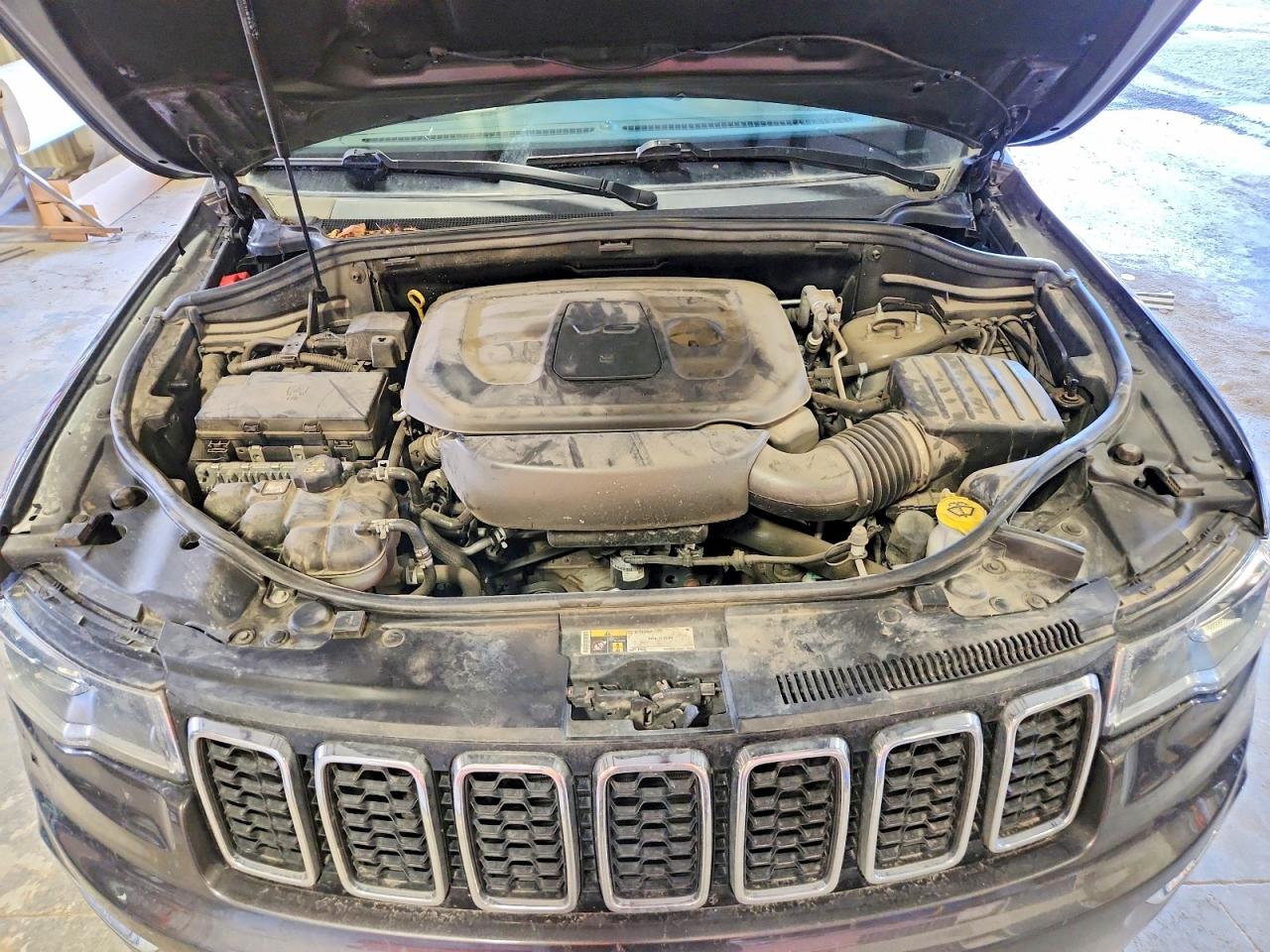 2020 JEEP GRAND CHEROKEE LIMITED photo 11