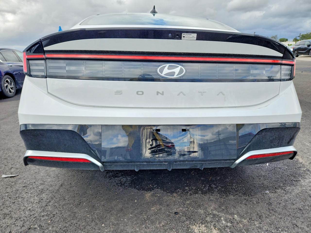 2024 HYUNDAI SONATA SEL photo 16