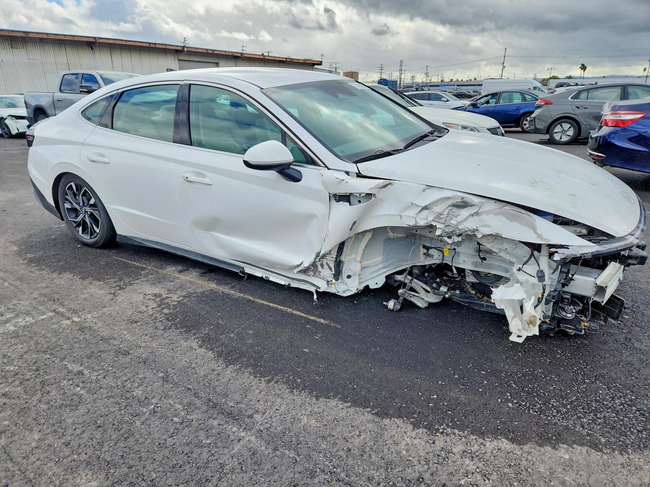 2024 HYUNDAI SONATA SEL photo 10