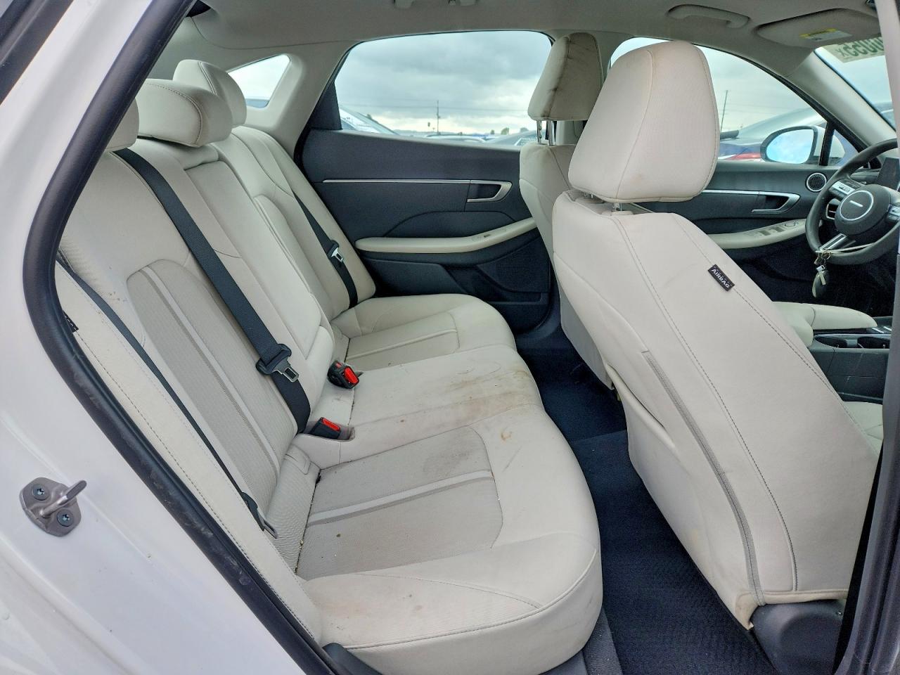2024 HYUNDAI SONATA SEL photo 28