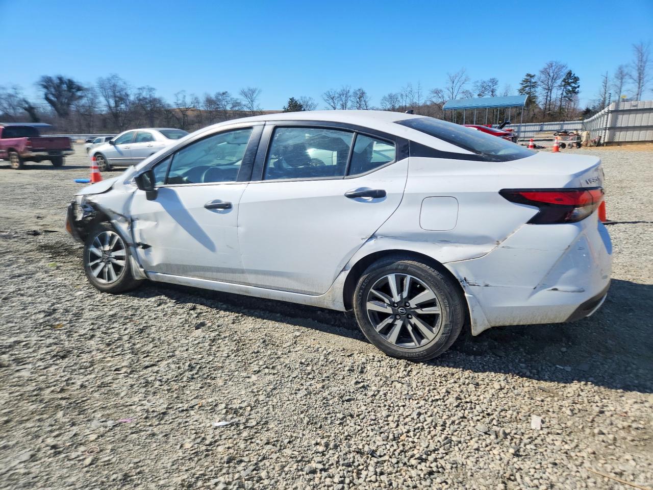 2024 NISSAN VERSA S photo 4