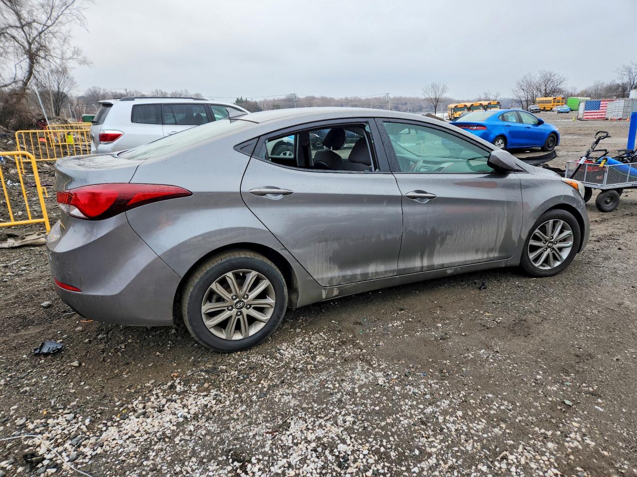 2014 HYUNDAI ELANTRA SE photo 5