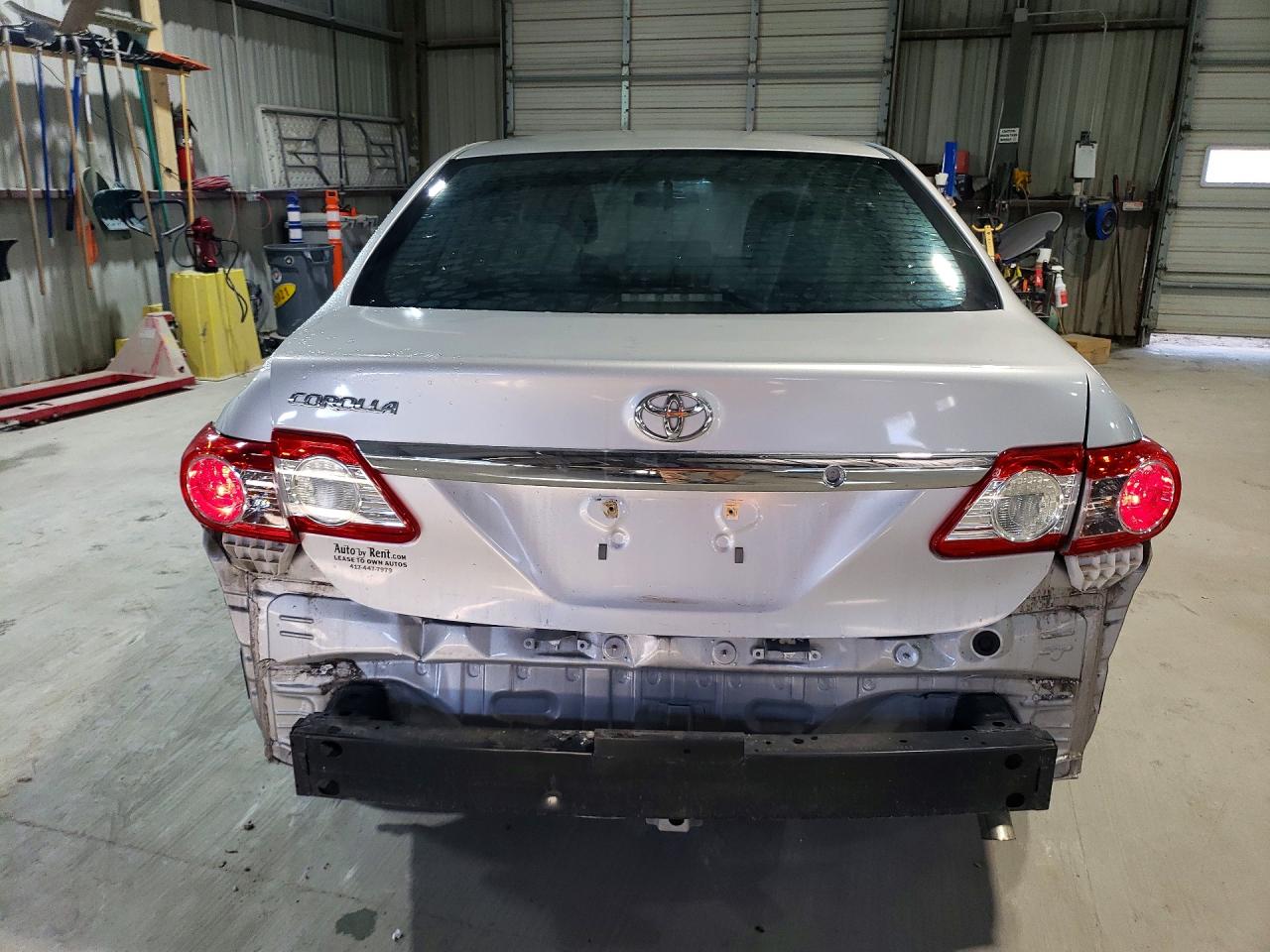2013 TOYOTA COROLLA BASE photo 11