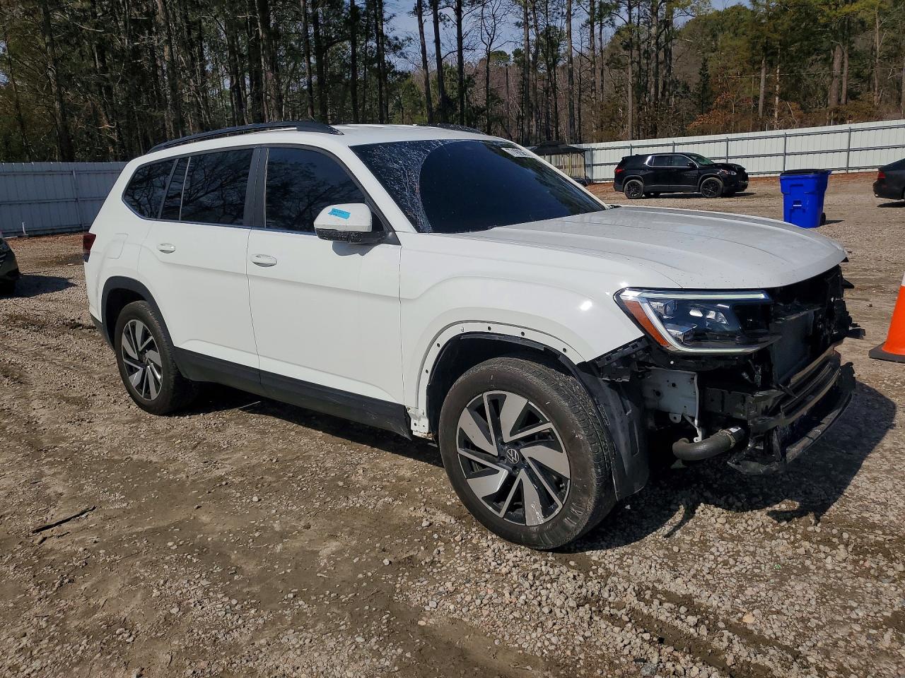 2024 VOLKSWAGEN ATLAS SE photo 4
