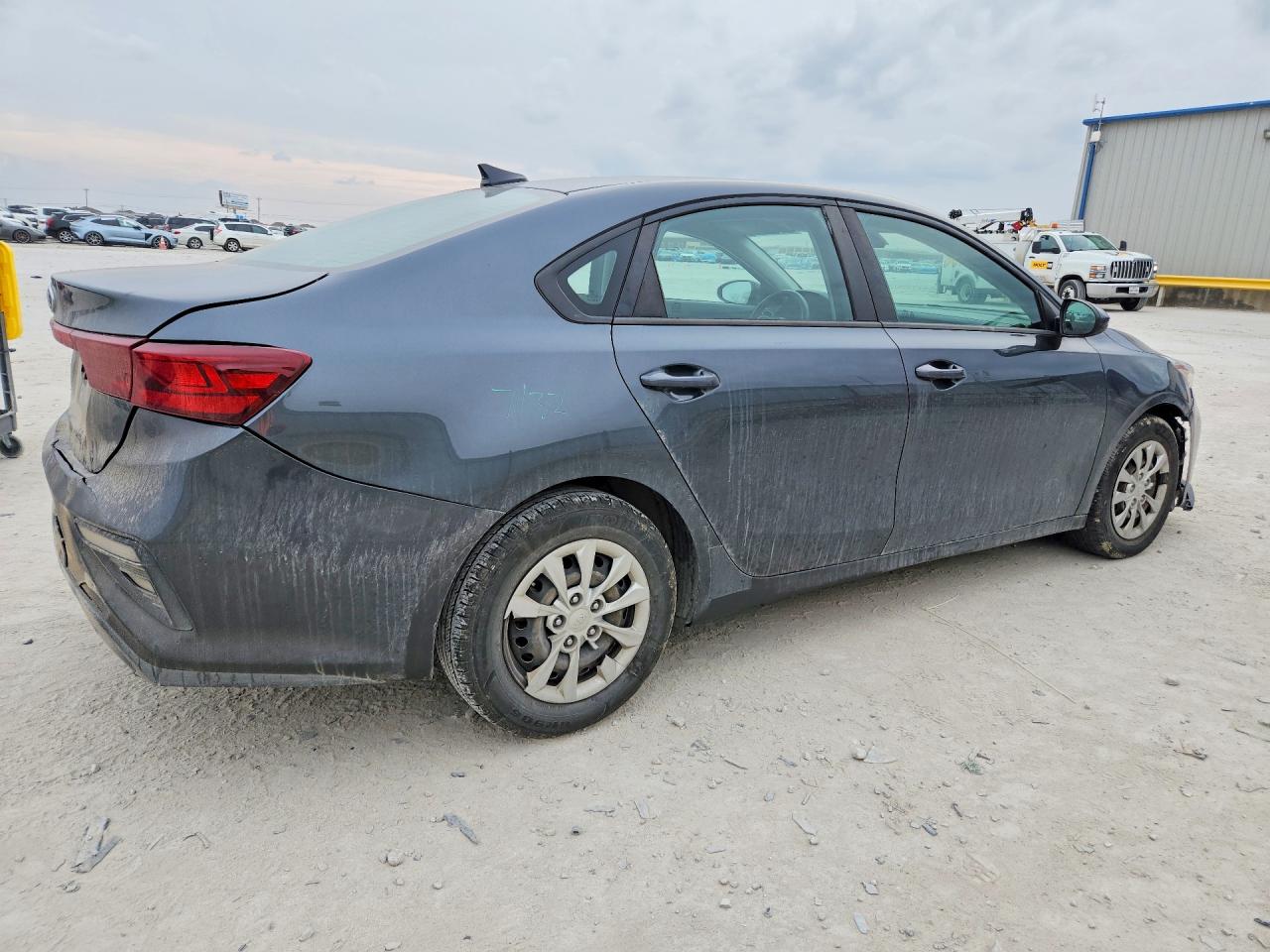 2019 KIA FORTE FE photo 5
