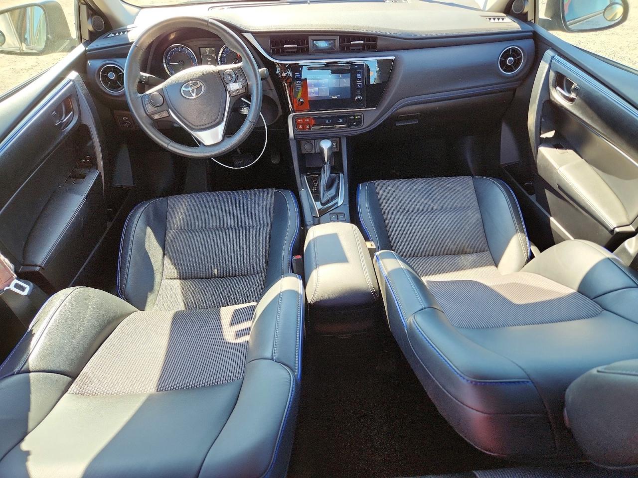2017 TOYOTA COROLLA L photo 15