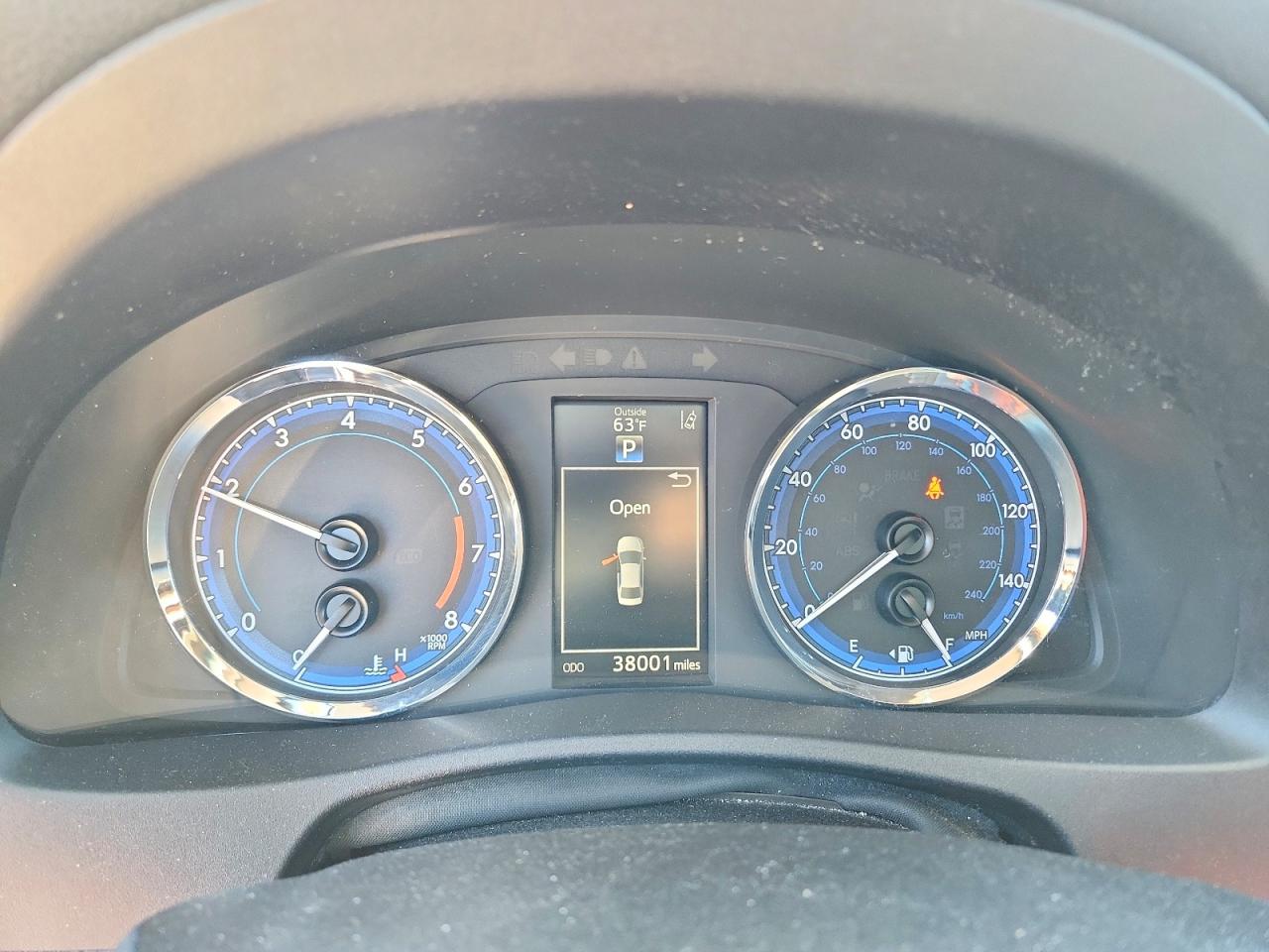 2017 TOYOTA COROLLA L photo 17