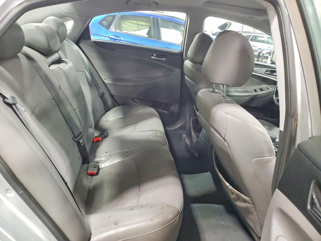 2013 HYUNDAI SONATA SE photo 10