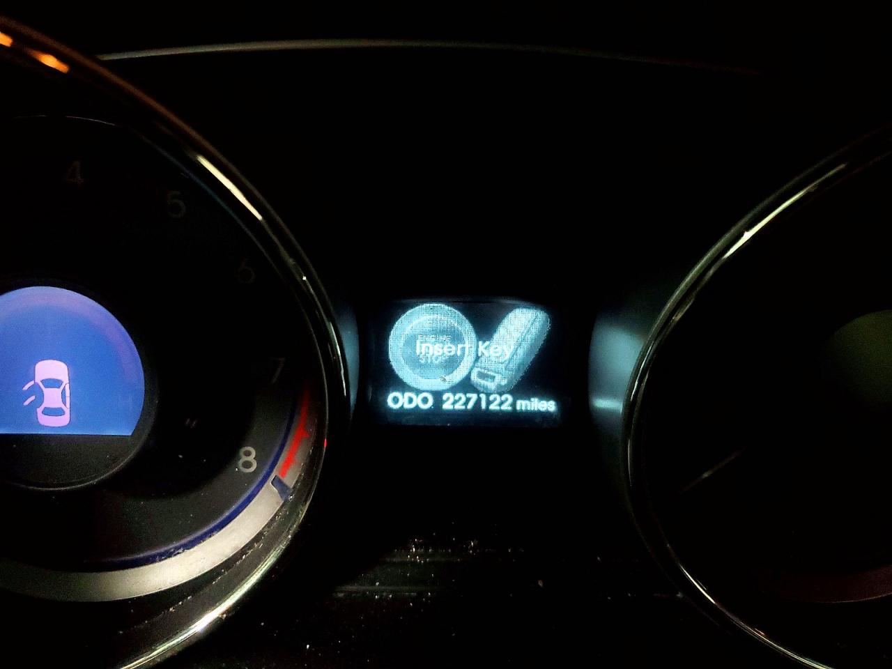 2013 HYUNDAI SONATA SE photo 9