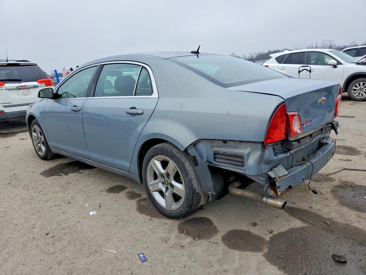 2009 CHEVROLET MALIBU 1LT photo 2