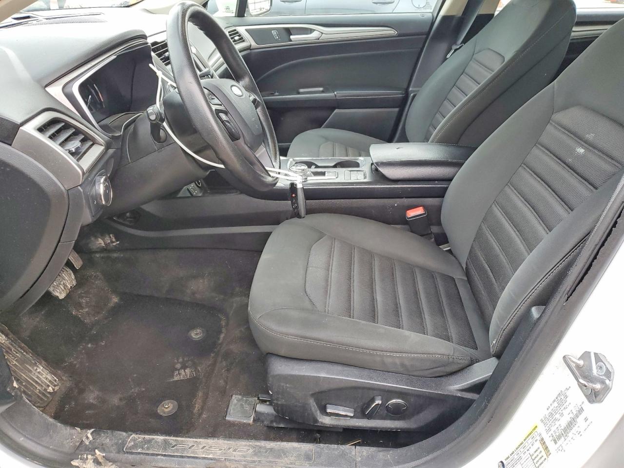 2019 FORD FUSION SE photo 7