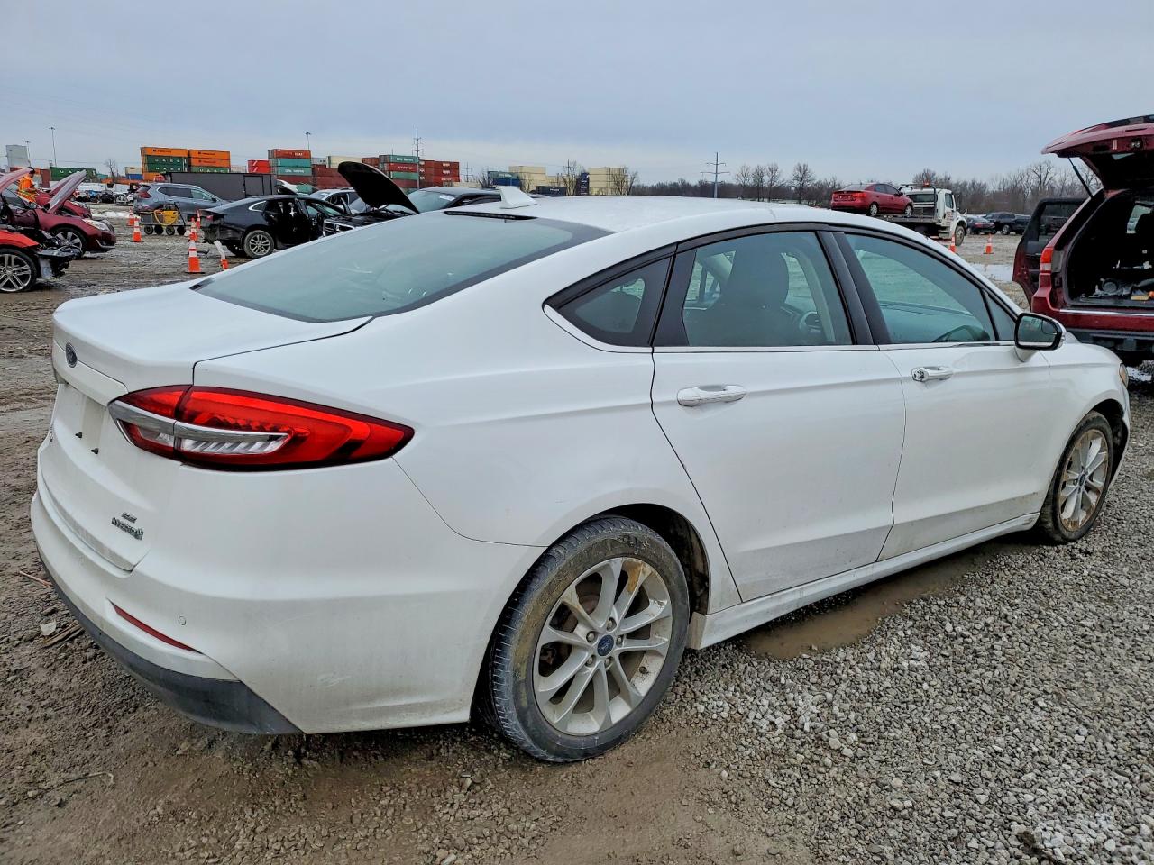 2019 FORD FUSION SE photo 3