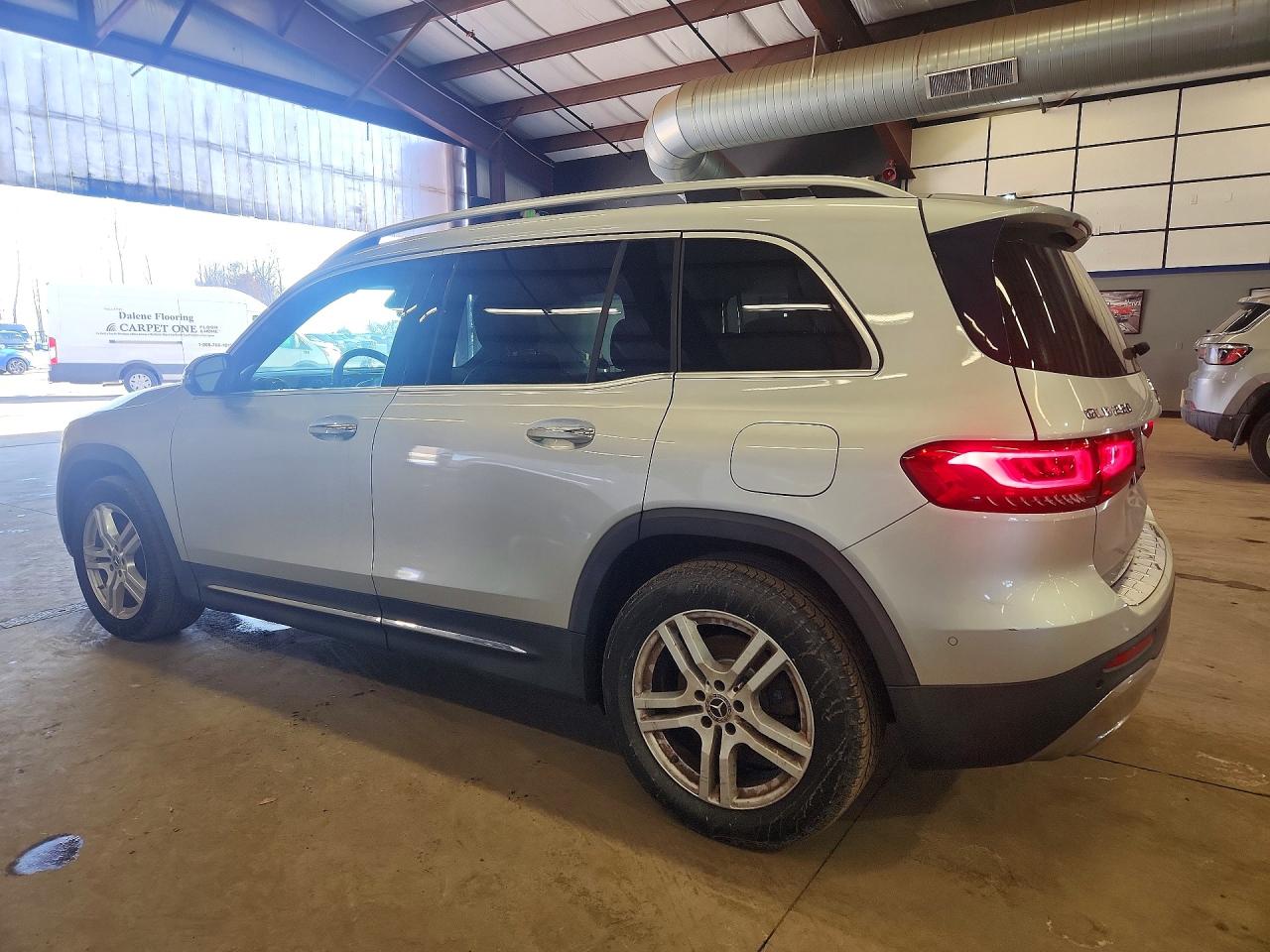 2020 MERCEDES-BENZ GLB 250 4MATIC photo 4