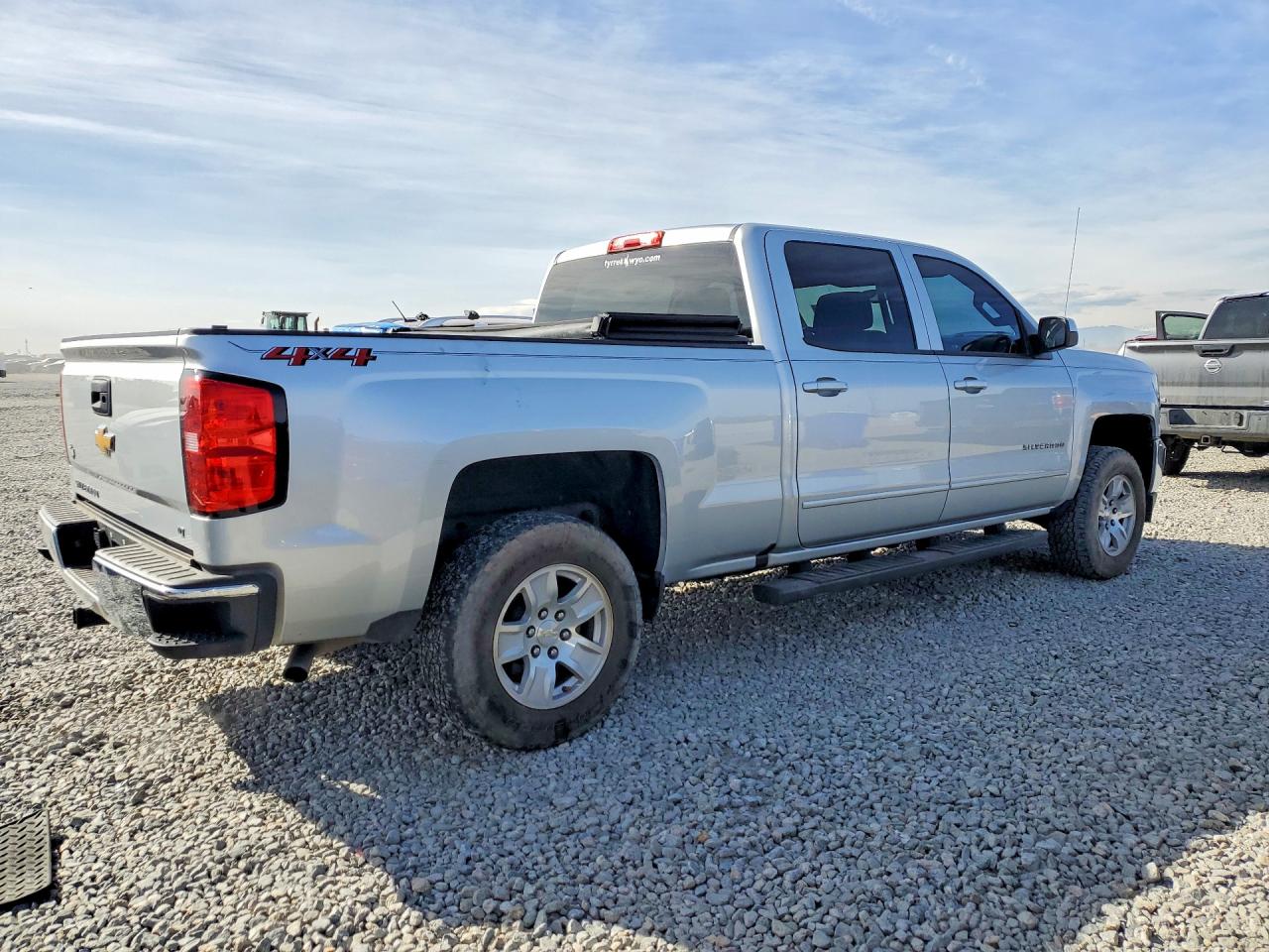 2018 CHEVROLET SILVERADO K1500 LT photo 5