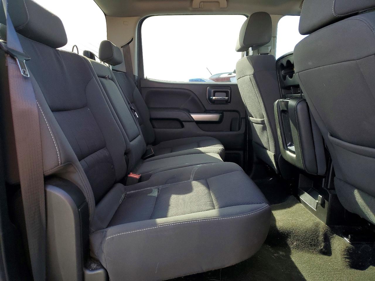2018 CHEVROLET SILVERADO K1500 LT photo 19