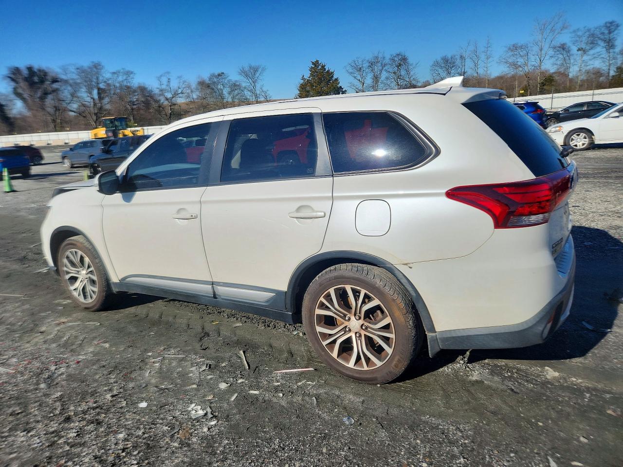 2018 MITSUBISHI OUTLANDER SE photo 3