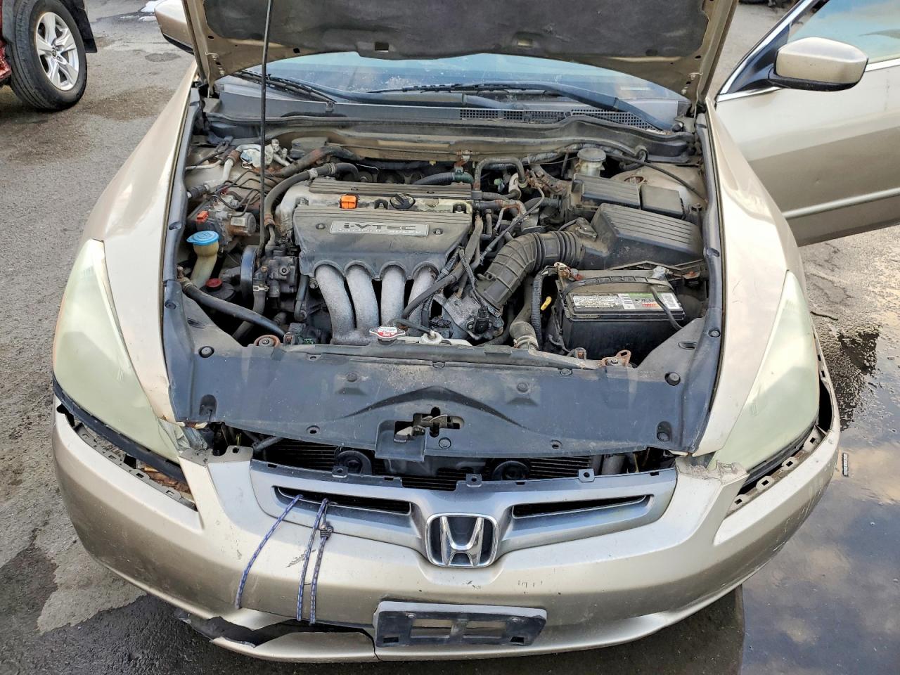 2005 HONDA ACCORD LX photo 21