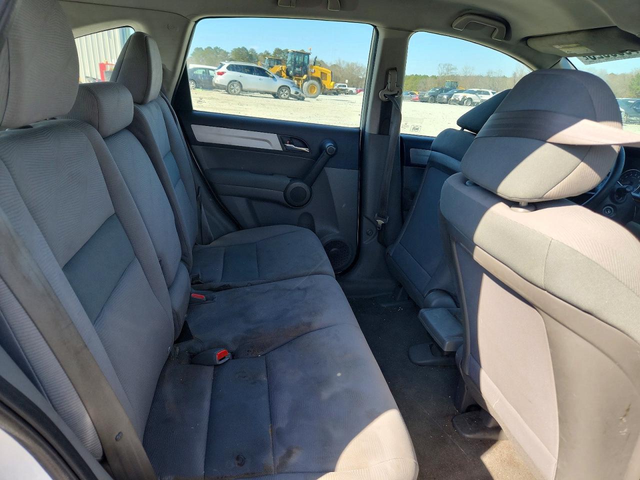 2010 HONDA CR-V LX photo 21