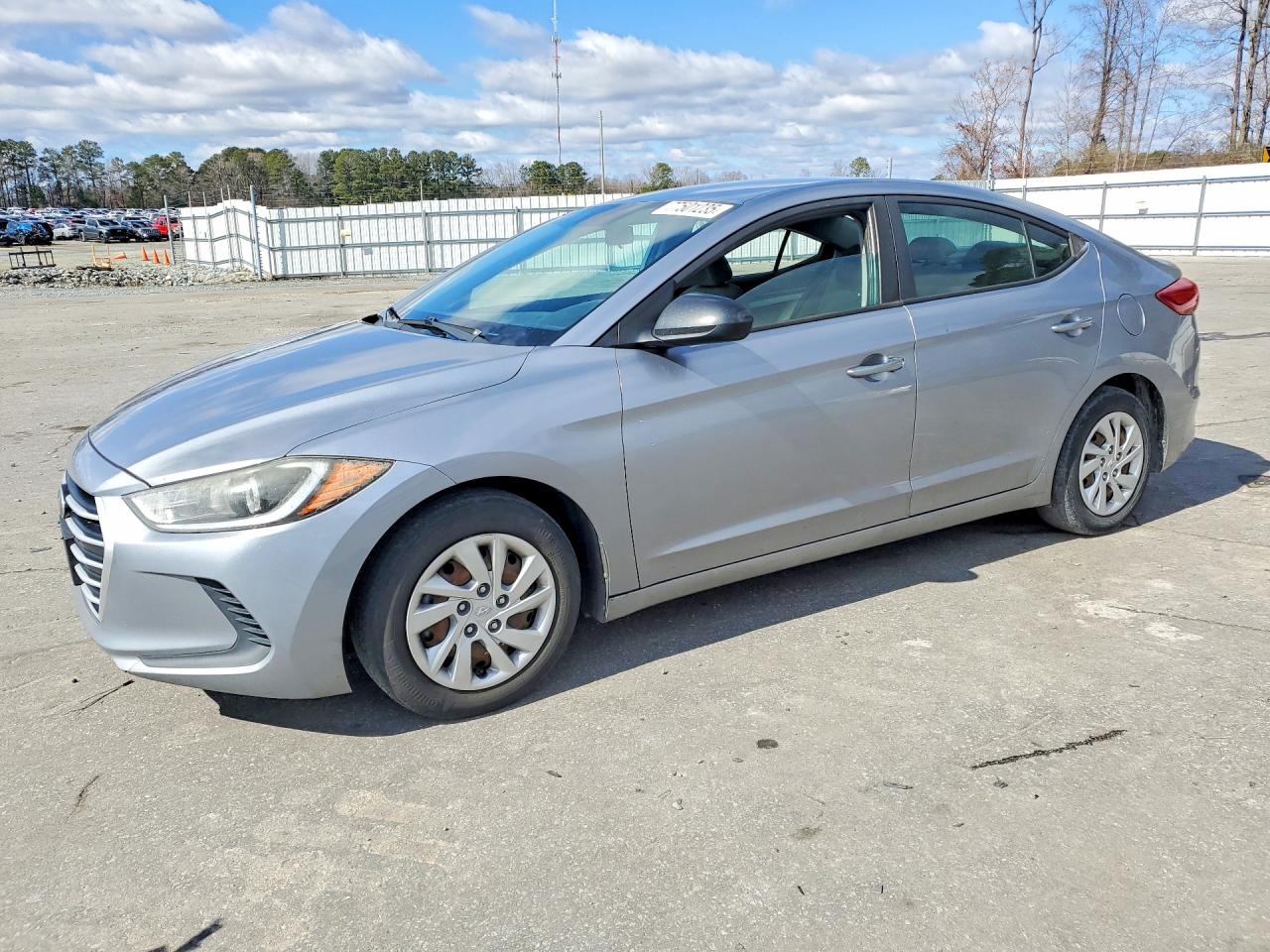 2017 HYUNDAI ELANTRA
