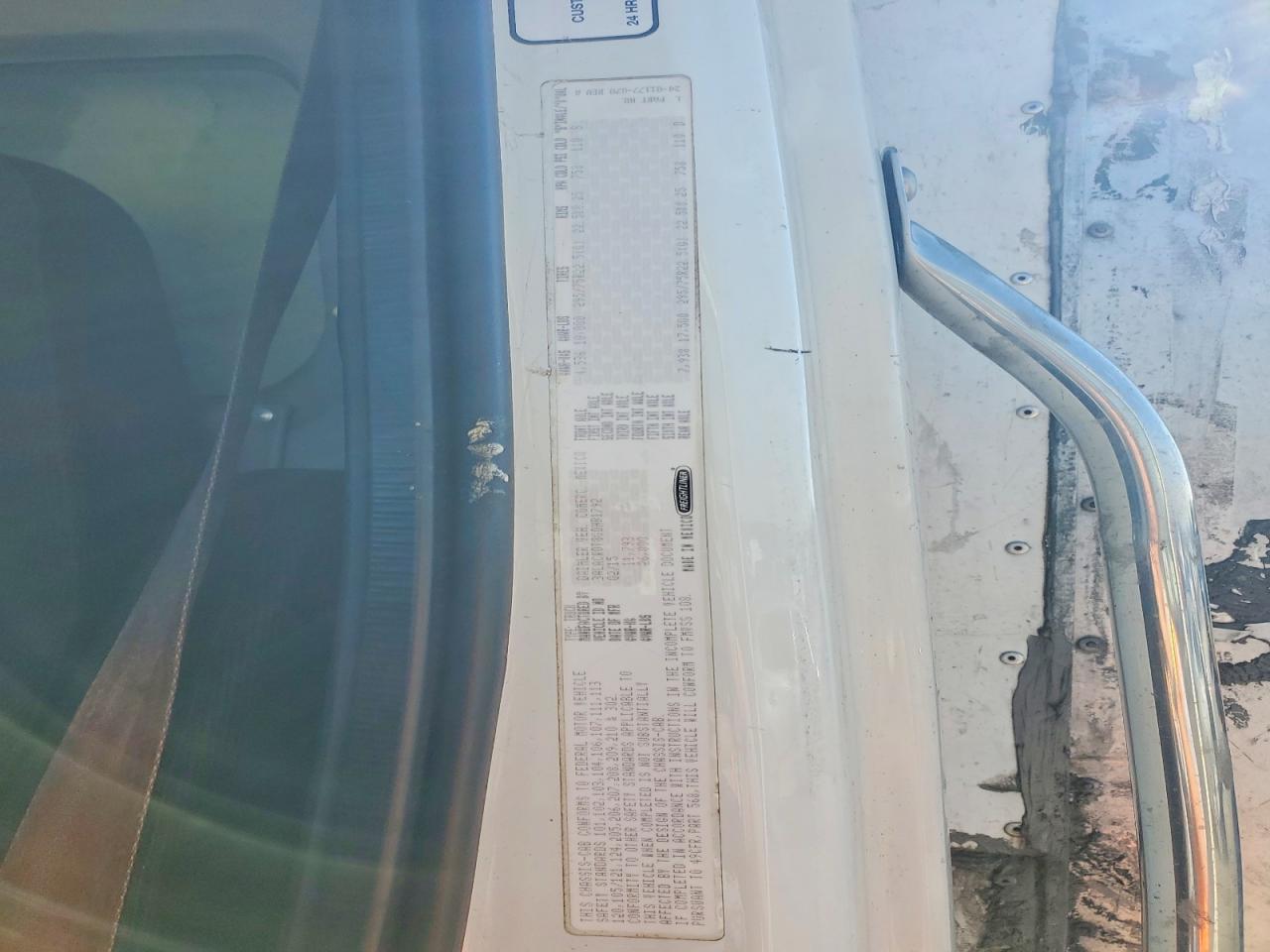 2016 FREIGHTLINER M2 106 MEDIUM DUTY photo 19