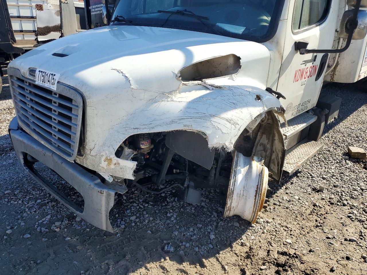 2016 FREIGHTLINER M2 106 MEDIUM DUTY photo 17