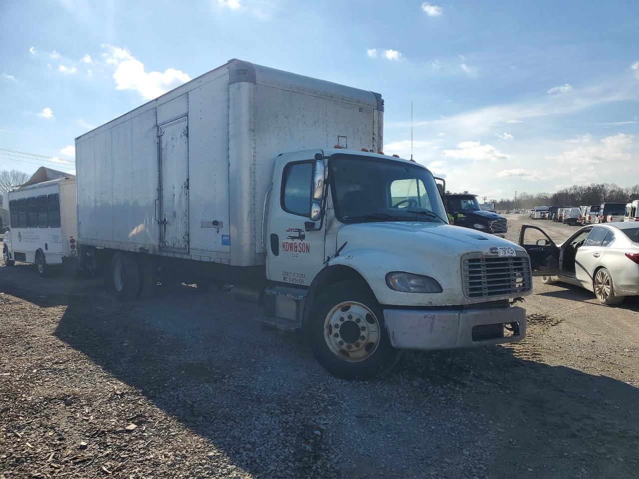 2016 FREIGHTLINER M2