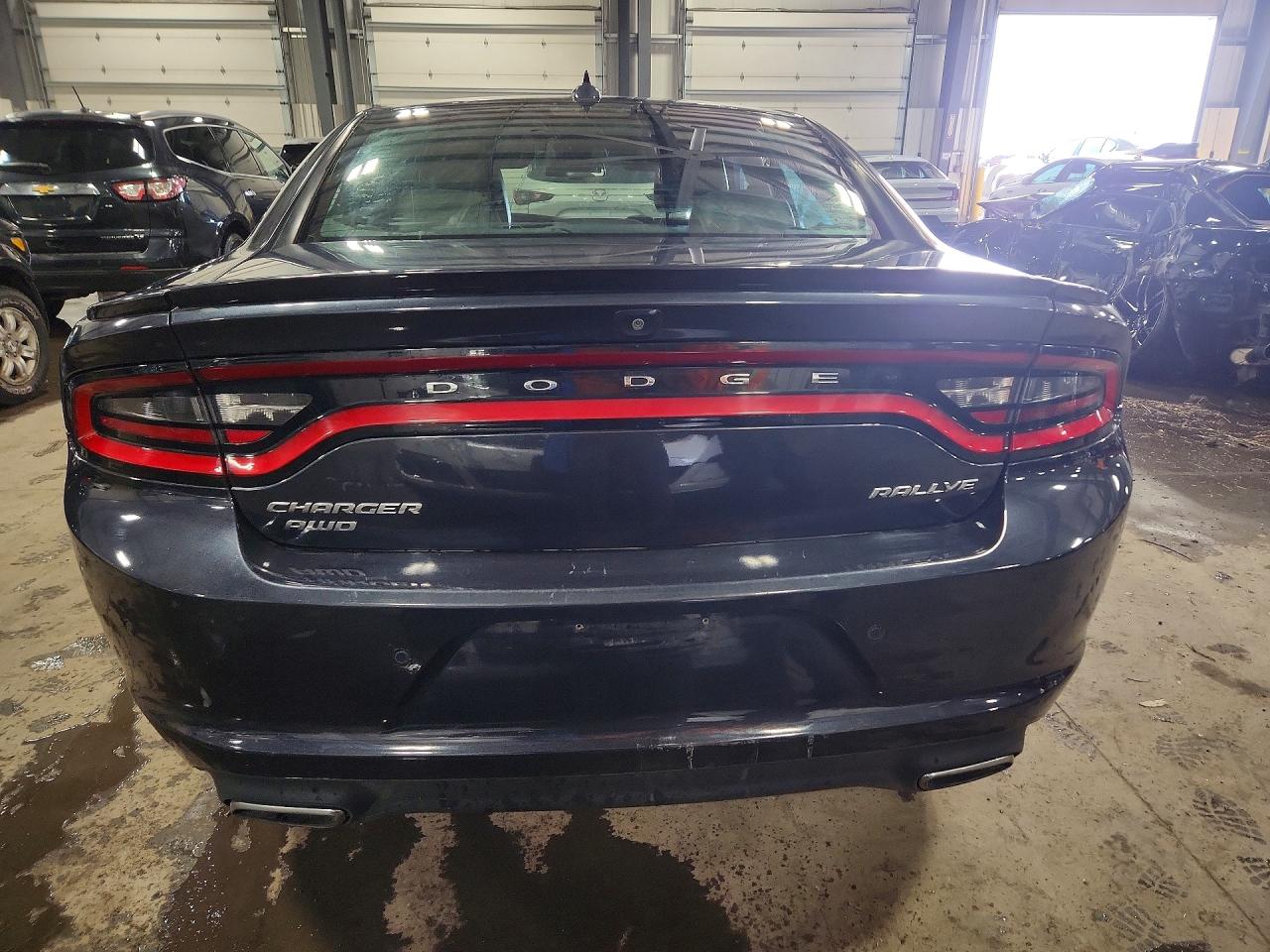 2016 DODGE CHARGER SXT photo 11