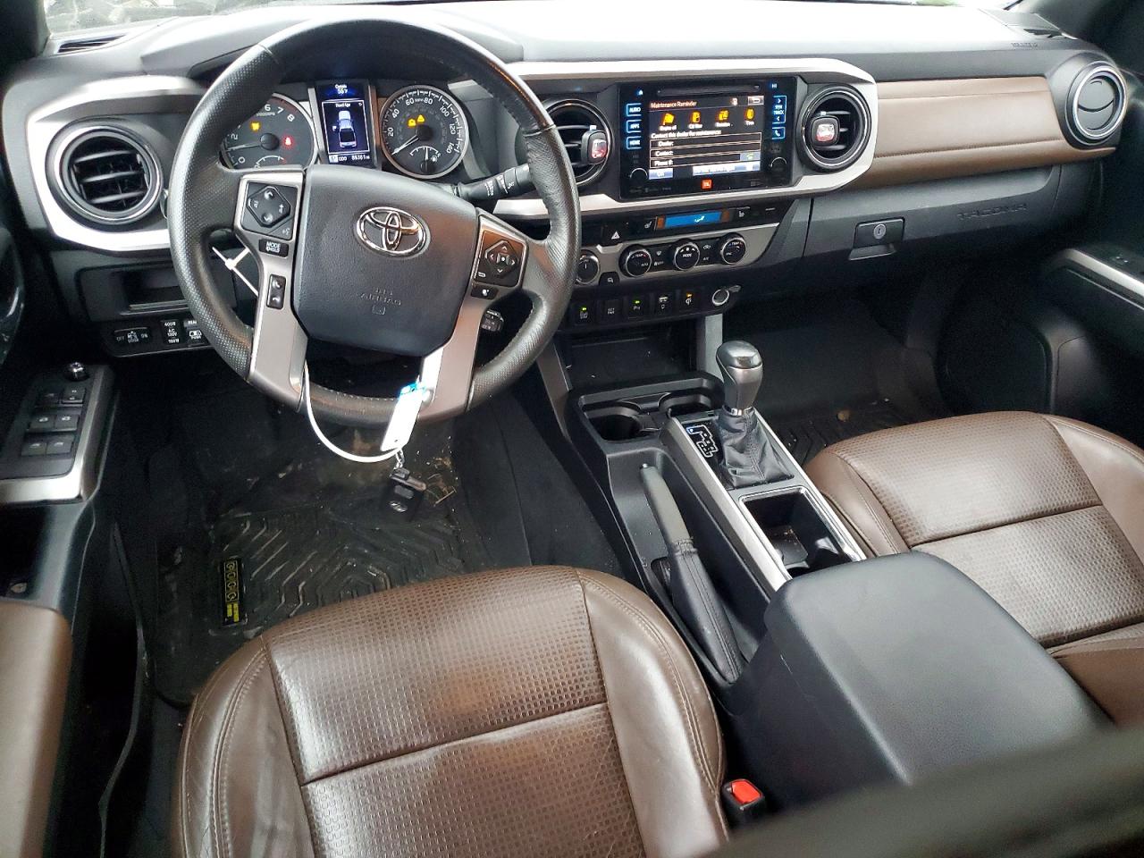 2017 TOYOTA TACOMA LIMITED photo 15
