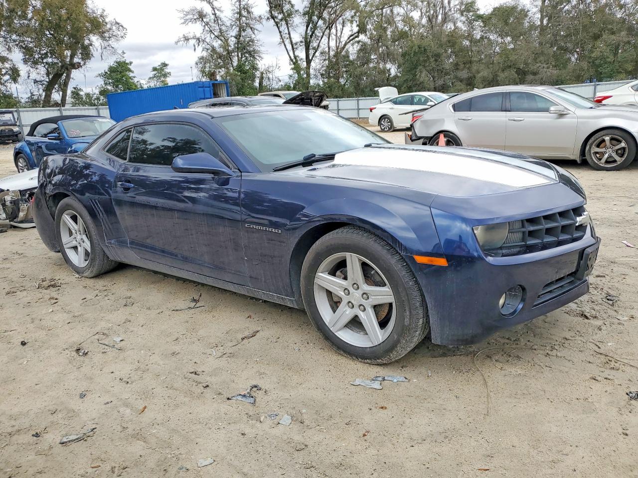 2011 CHEVROLET CAMARO LT photo 4