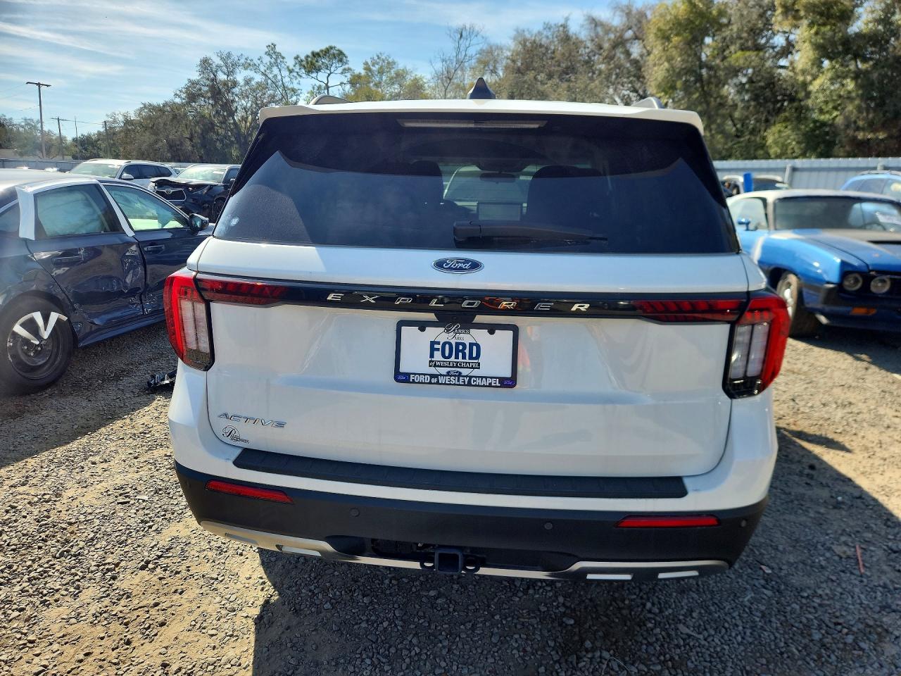 2025 FORD EXPLORER ACTIVE photo 6