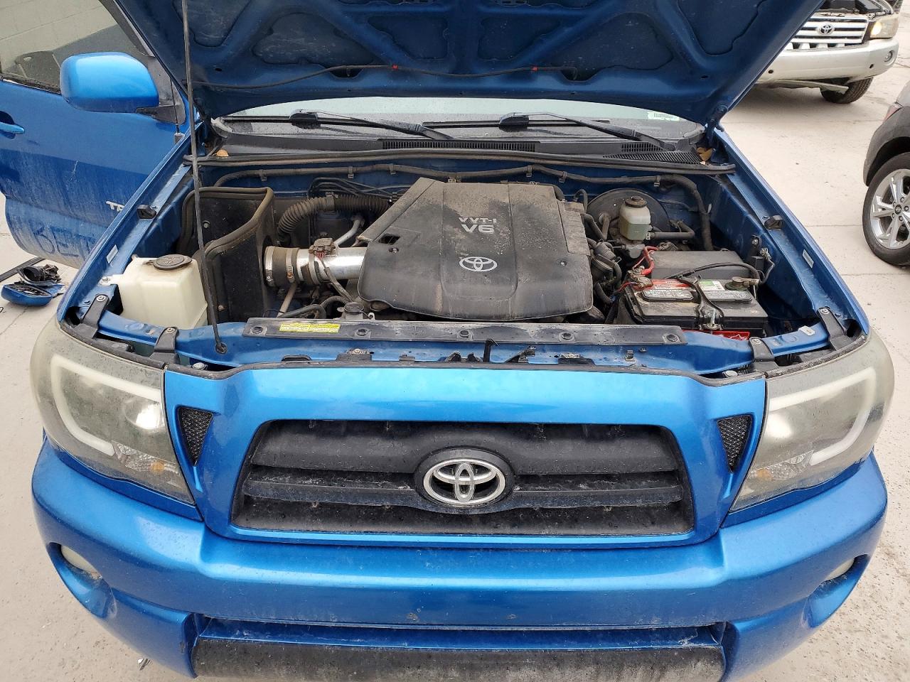 2005 TOYOTA TACOMA photo 11