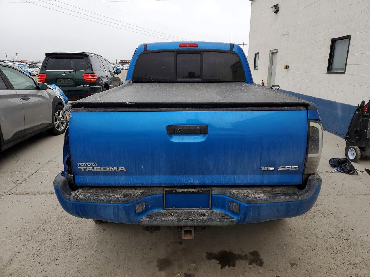 2005 TOYOTA TACOMA photo 6