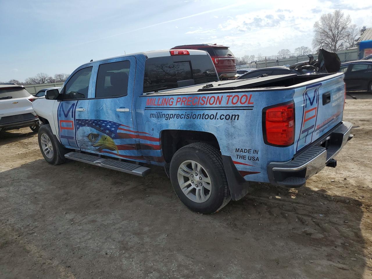 2018 CHEVROLET SILVERADO K1500 LT photo 3