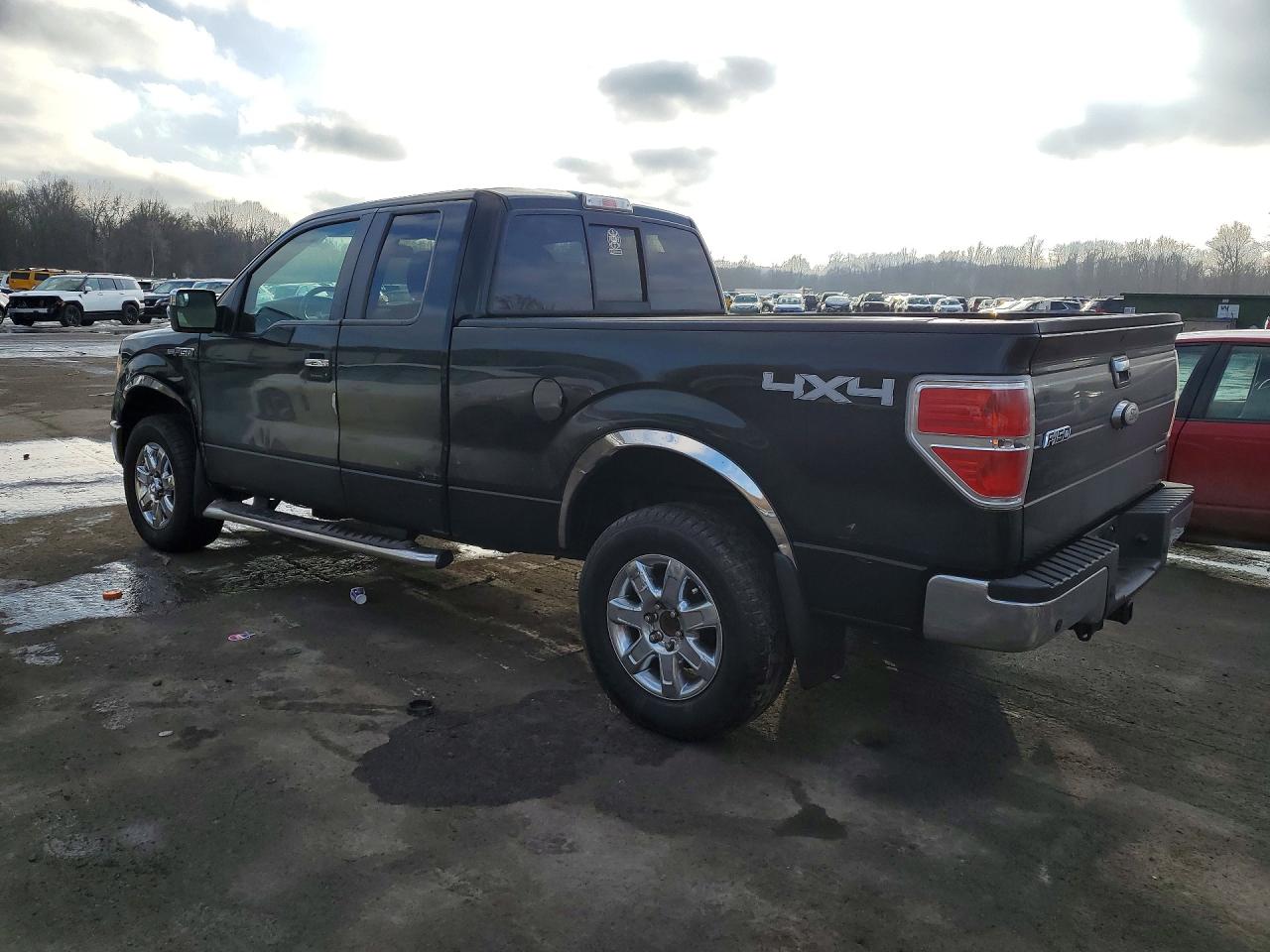 2013 FORD F150 SUPER CAB photo 2