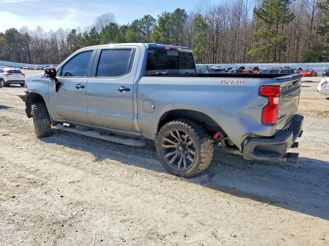2020 CHEVROLET SILVERADO K1500 LT TRAIL BOSS photo 3