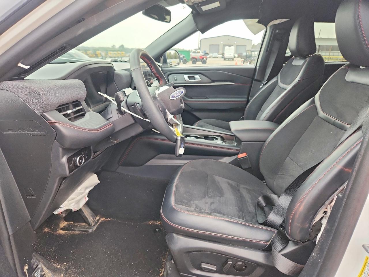 2025 FORD EXPLORER ST photo 13
